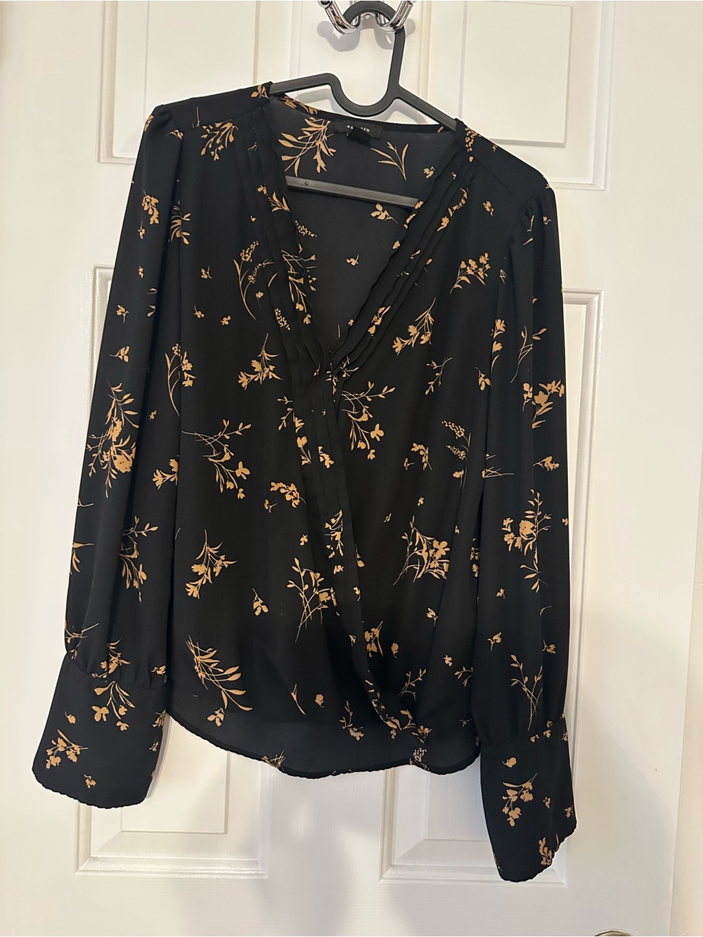 Halogen Black Floral Surplice Long-Sleeve Blouse